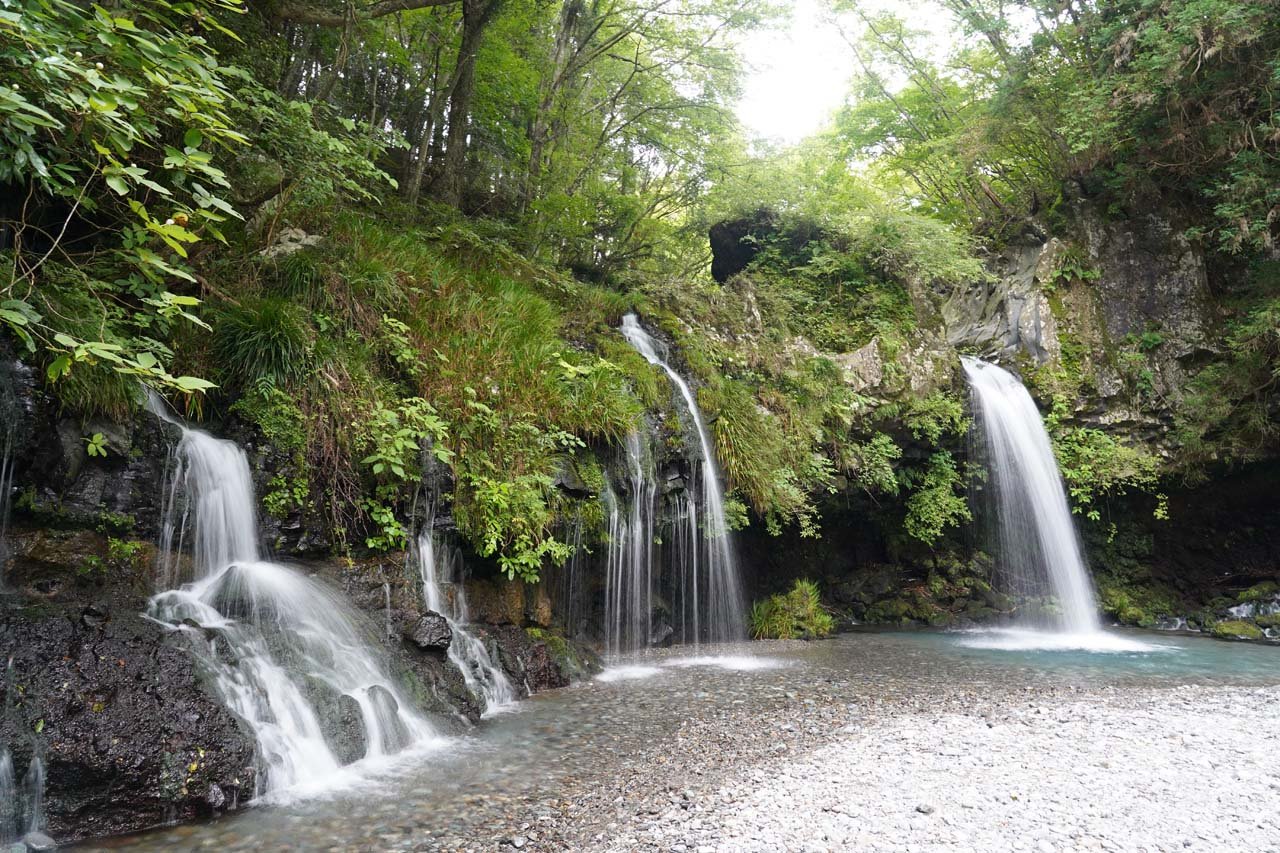 🏞️ 진바 폭포(진바노타키) 이미지 6